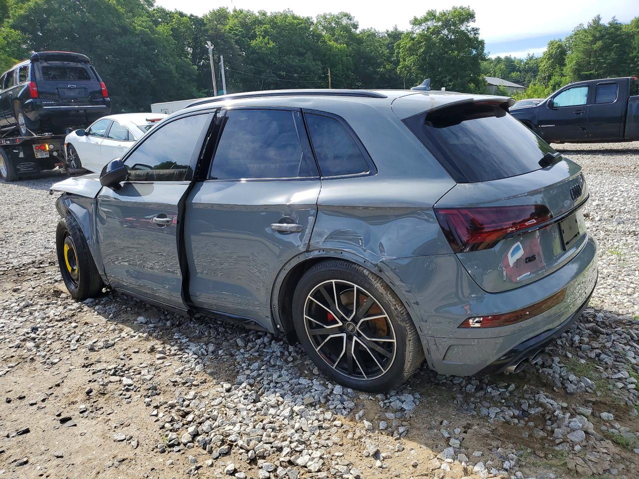 WA1B4AFY9N2025663 · 2022 AUDI SQ5 · 2/13