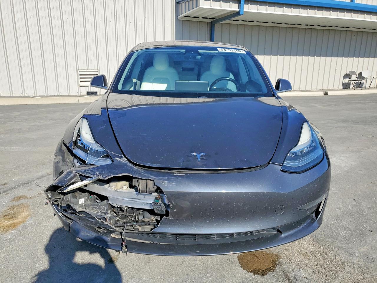 5YJ3E1EBXJF079372 · 2018 TESLA MODEL 3 · 5/12