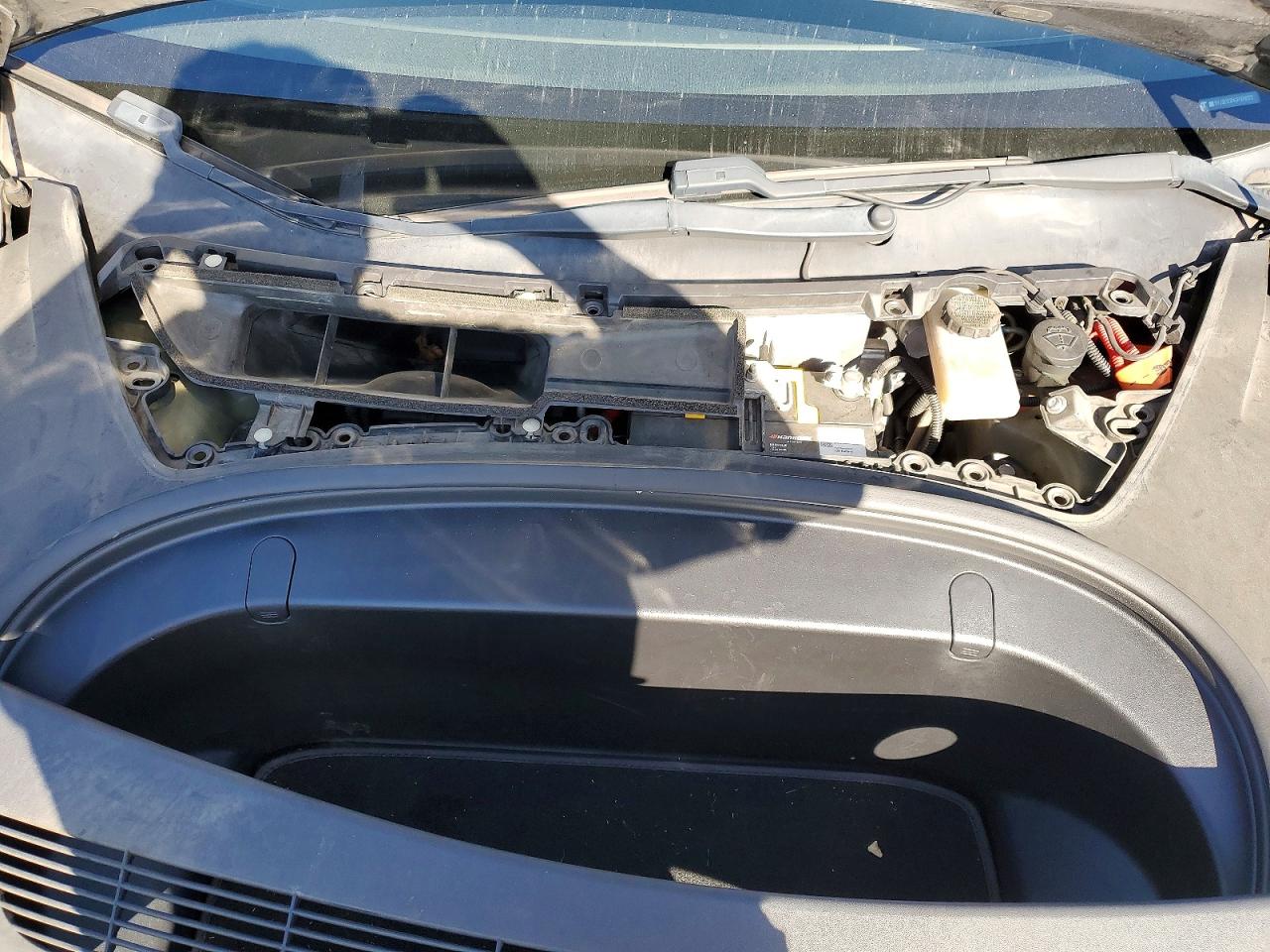5YJ3E1EBXJF079372 · 2018 TESLA MODEL 3 · 11/12