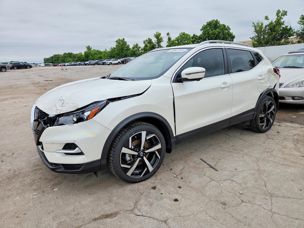 JN1BJ1CW5NW499039 · 2022 NISSAN ROGUE SPORT
