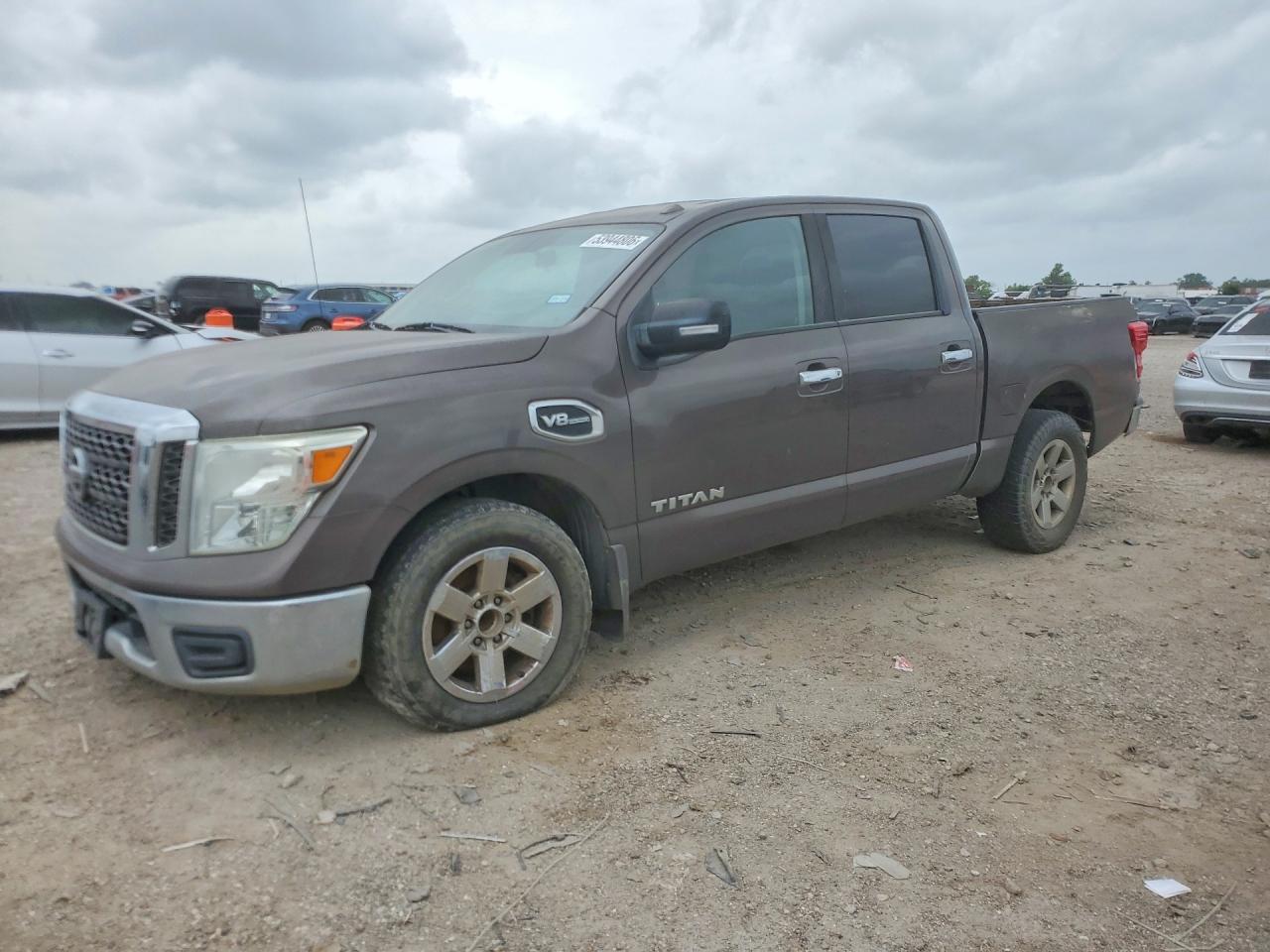 1N6AA1EK8HN533131 · 2017 NISSAN TITAN