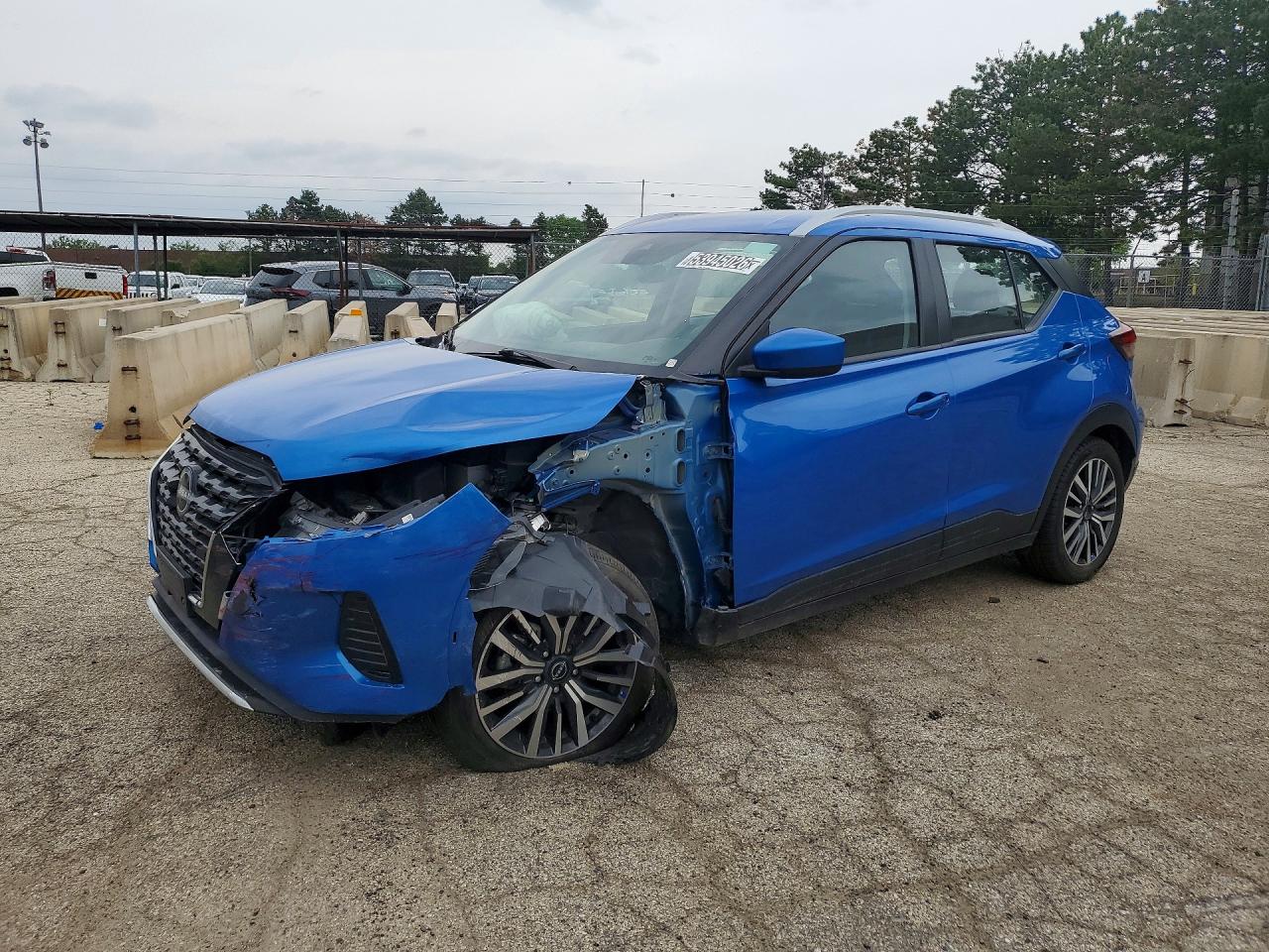 3N1CP5CV7RL566575 · 2024 NISSAN KICKS
