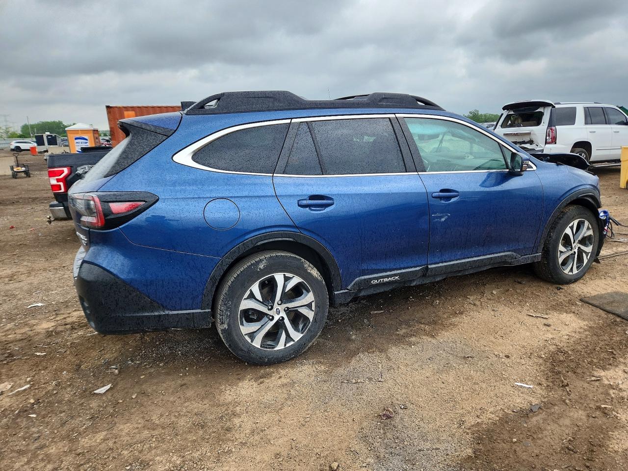 4S4BTGNDXN3245927 · 2022 SUBARU OUTBACK · 3/13