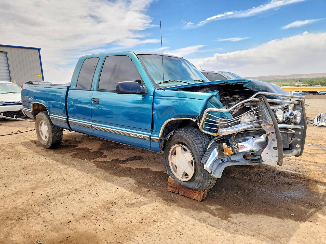 1GCEK19R1WE117136 · 1998 CHEVROLET GMT-400 · 4/12