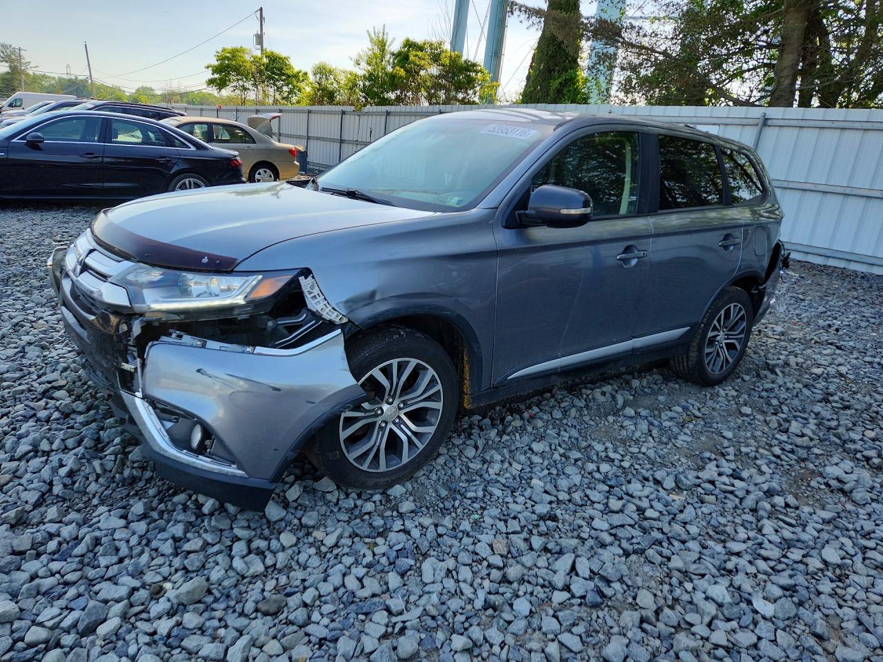 JA4AZ3A35HZ063987 · 2017 MITSUBISHI OUTLANDER