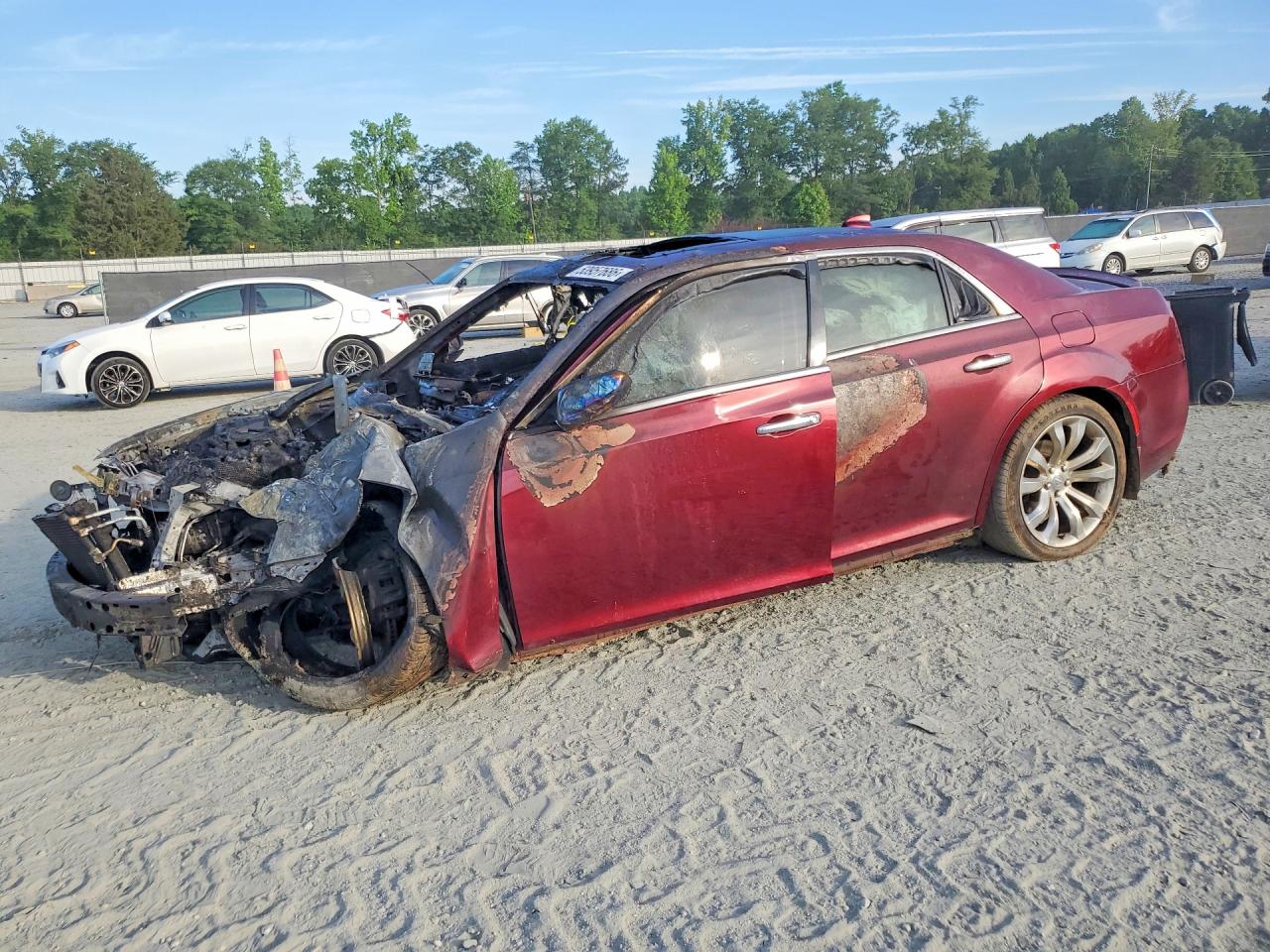 2C3CCAEGXHH577386 · 2017 CHRYSLER 300