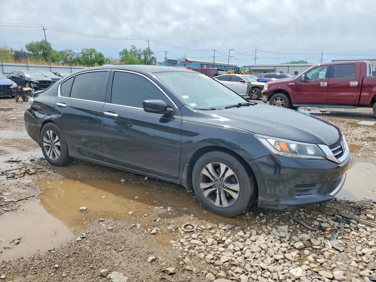 1HGCR2F35FA164980 · 2015 HONDA ACCORD · 4/12