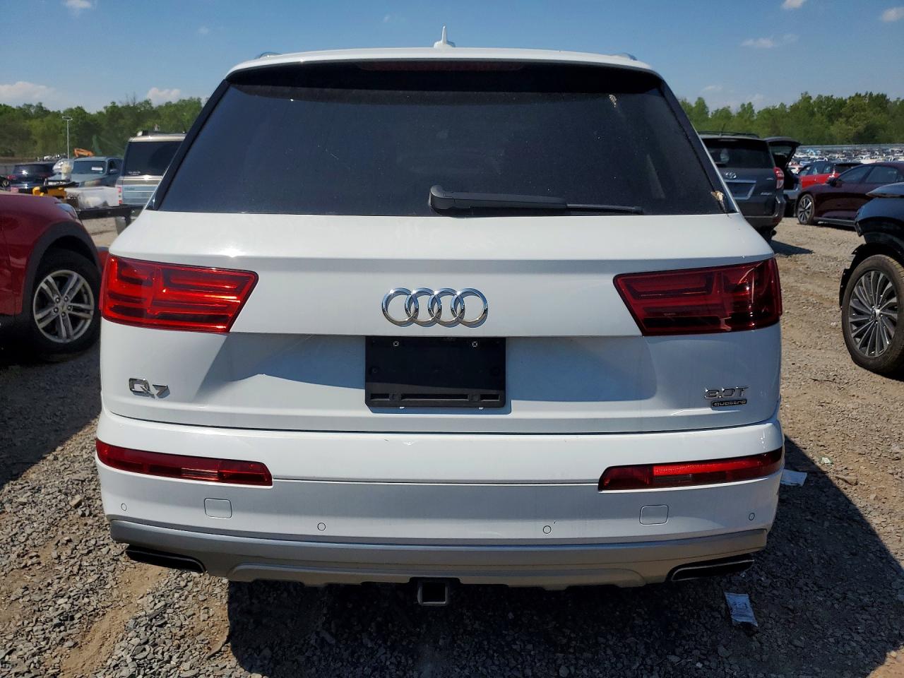 WA1VAAF71JD013597 · 2018 AUDI Q7 · 6/13