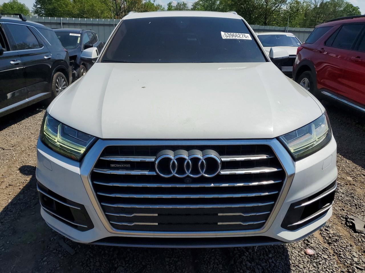 WA1VAAF71JD013597 · 2018 AUDI Q7 · 5/13