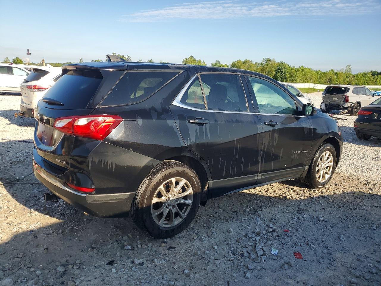 2GNAXSEV9J6157669 · 2018 CHEVROLET EQUINOX · 3/13