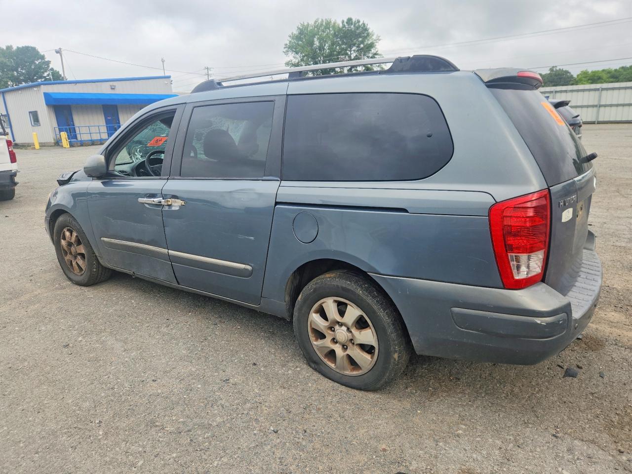 KNDMC233576029821 · 2007 HYUNDAI ENTOURAGE · 2/13