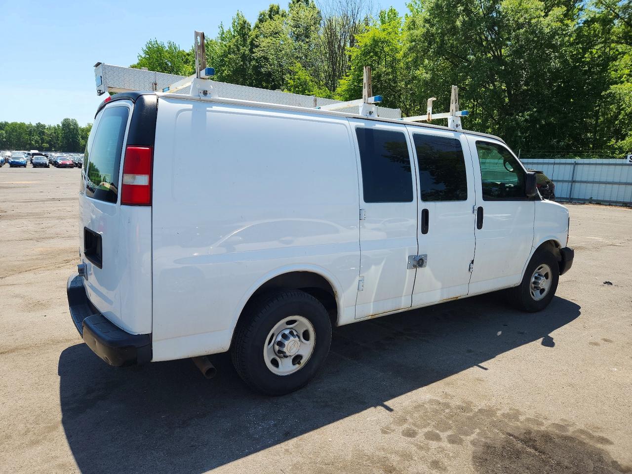 1GCWGFCG0F1114181 · 2015 CHEVROLET EXPRESS G2500 · 3/13