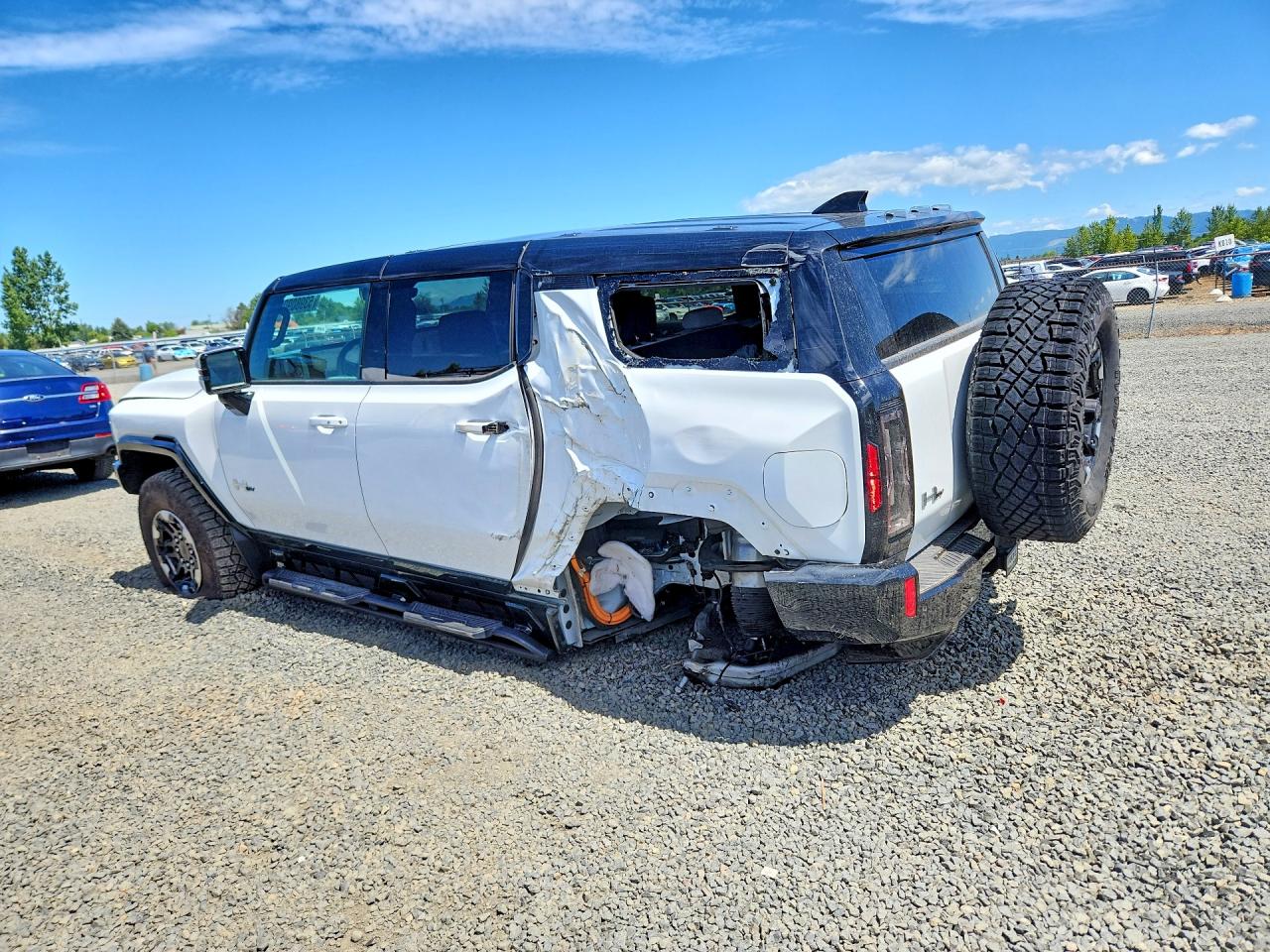 1GKB0NDE6RU109441 · 2024 GMC HUMMER SUV · 2/14