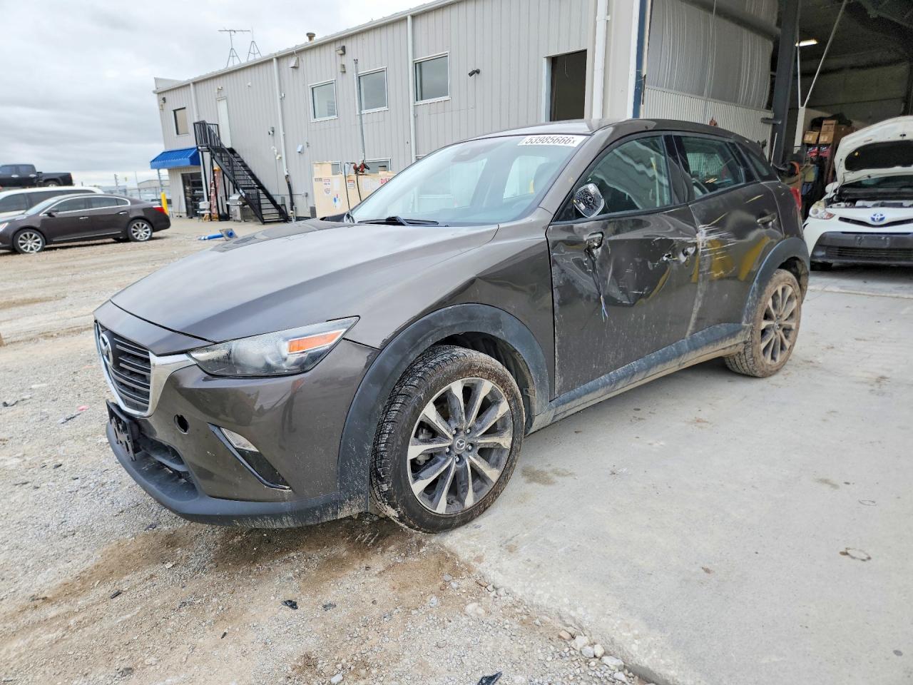 JM1DKFC75K0405944 · 2019 MAZDA CX-3