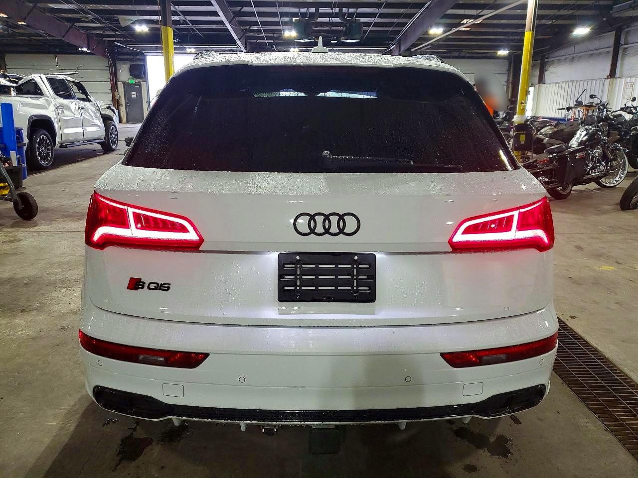 WA1C4AFY4L2100352 · 2020 AUDI SQ5 · 6/13