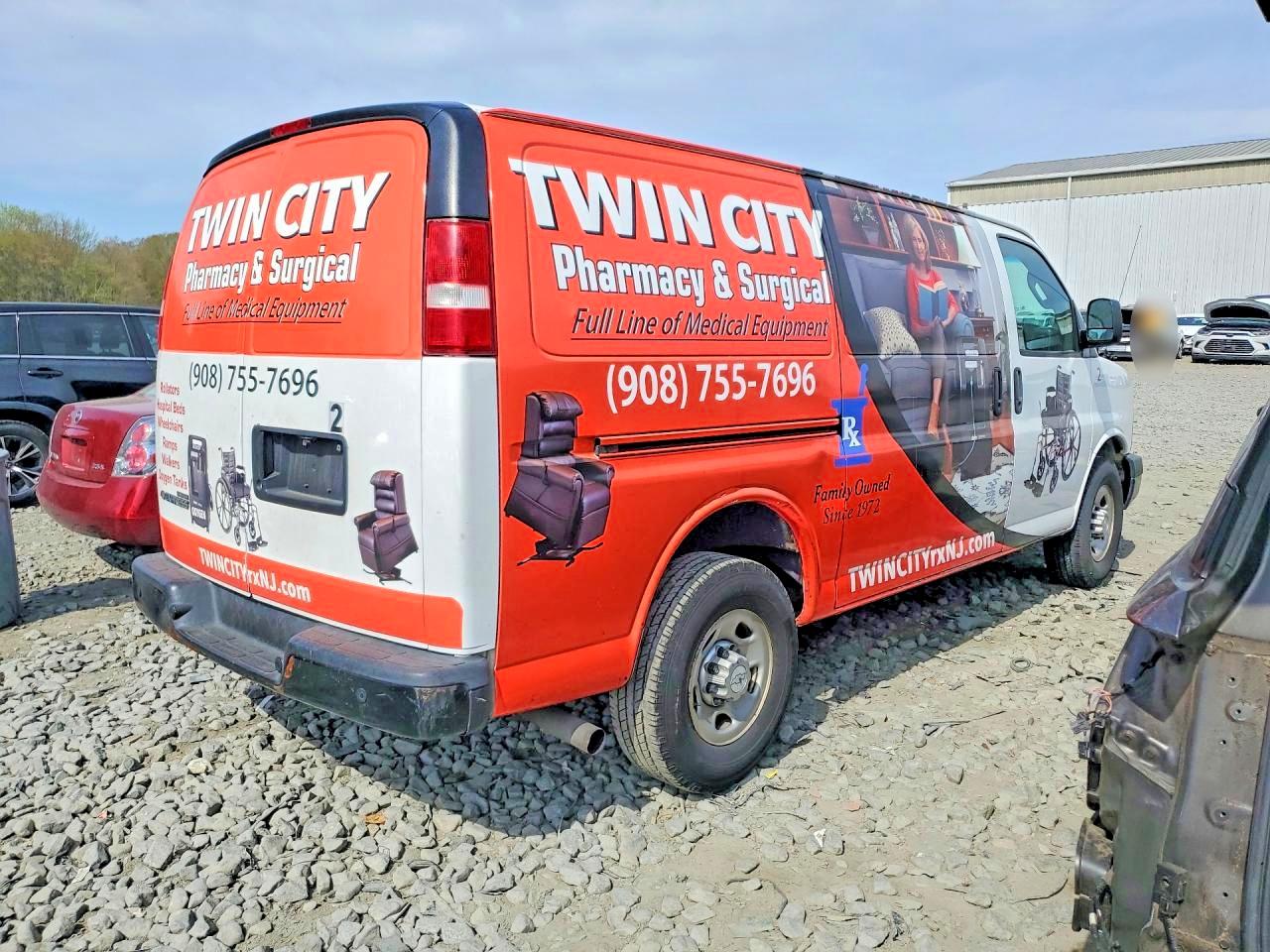 1GCWGAFF2G1233163 · 2016 CHEVROLET EXPRESS G2500 · 3/13