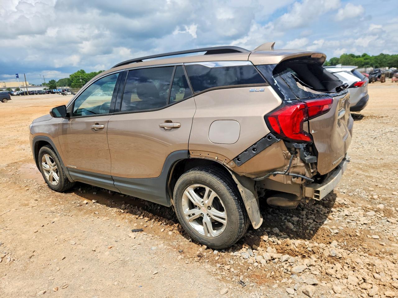 3GKALMEV5JL216328 · 2018 GMC TERRAIN · 2/14