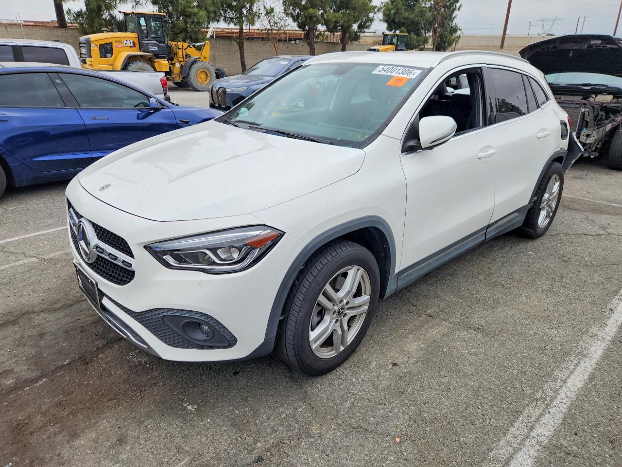 2021 MERCEDES-BENZ GLA