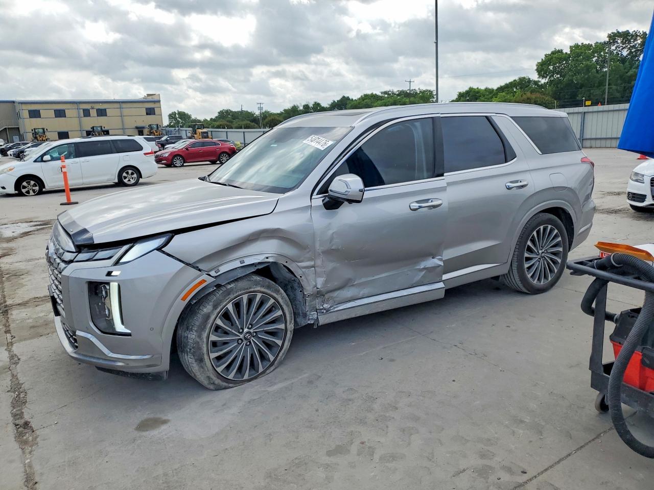 KM8R7DGEXSU828575 · 2025 HYUNDAI PALISADE