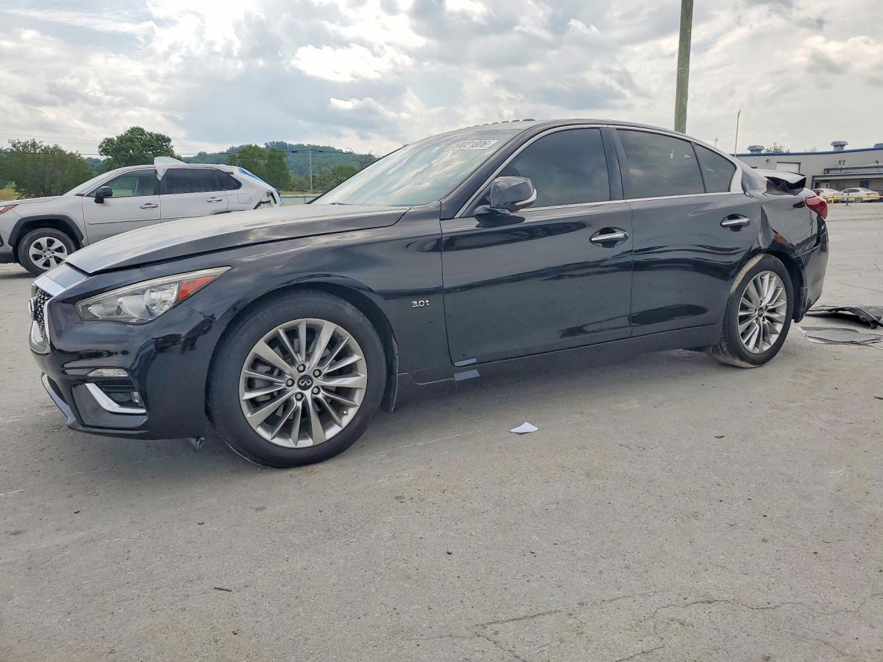 JN1EV7AP2KM518217 · 2019 INFINITI Q50