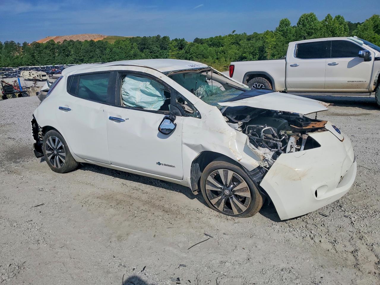 1N4AZ0CP4FC322219 · 2015 NISSAN LEAF · 4/12