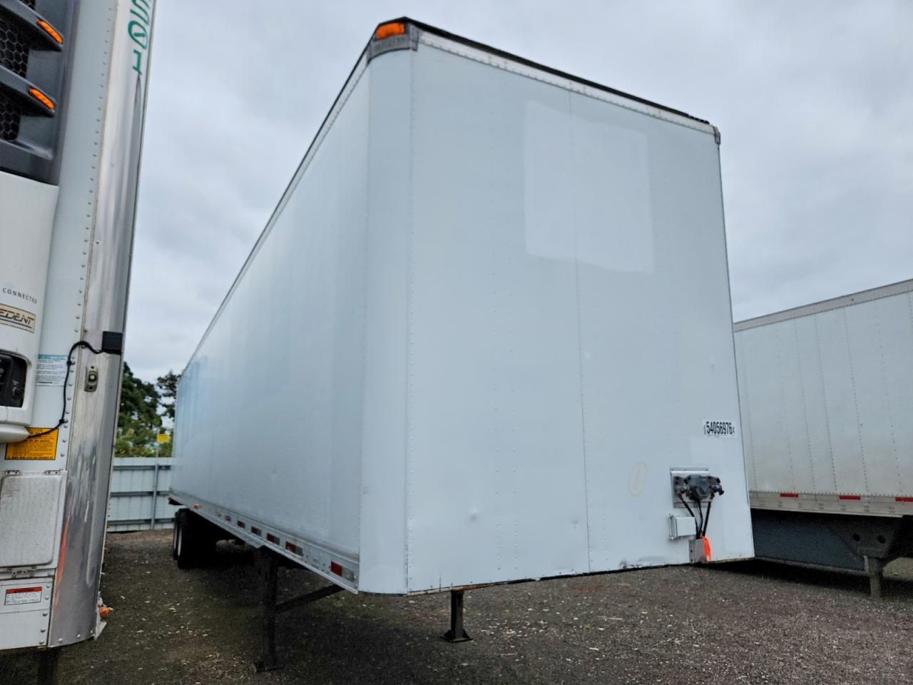 IUYVS2487TC019807 · 1996 UTILITY TRAILER TRAILER