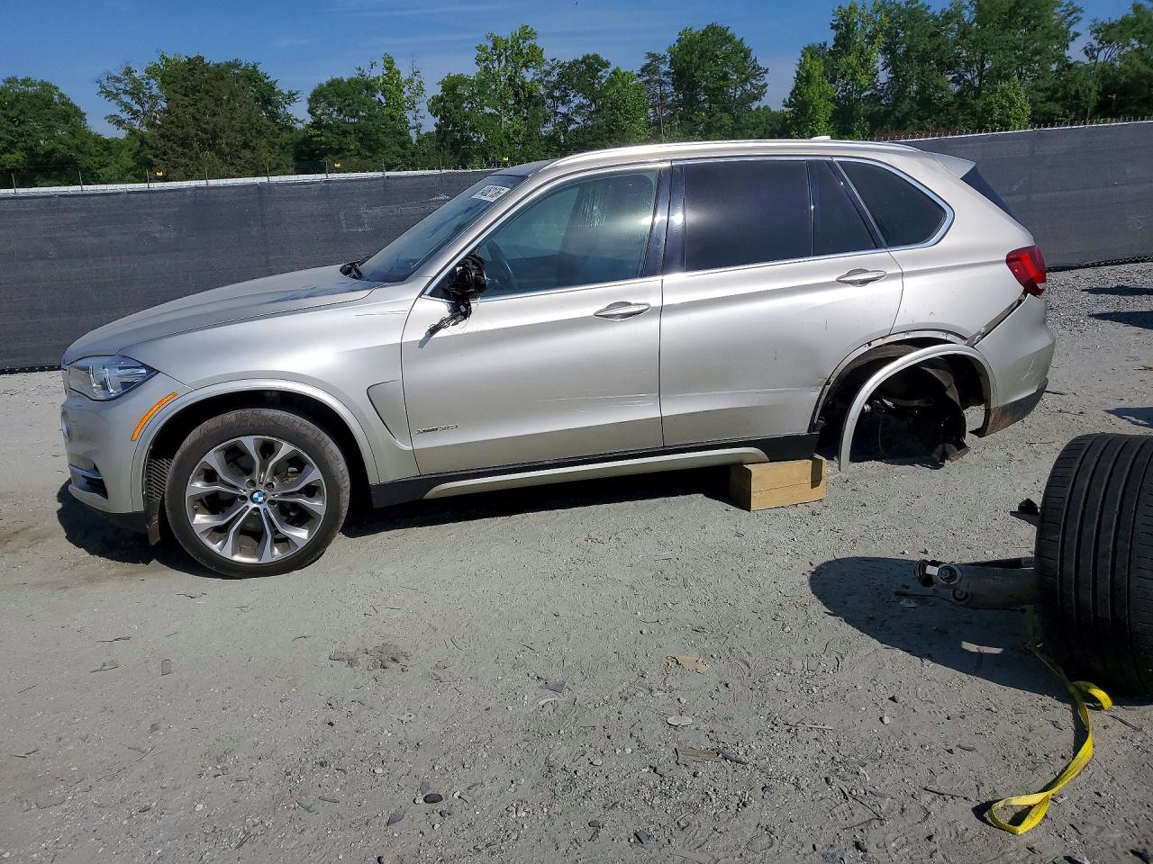 5UXKR0C51F0K68553 · 2015 BMW X5