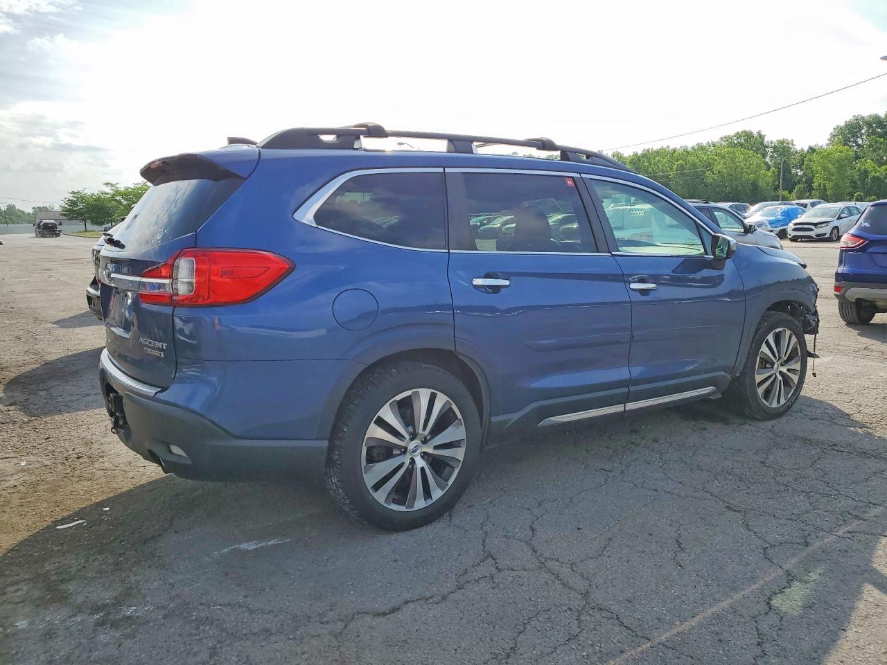 4S4WMARD8K3440894 · 2019 SUBARU ASCENT · 3/13