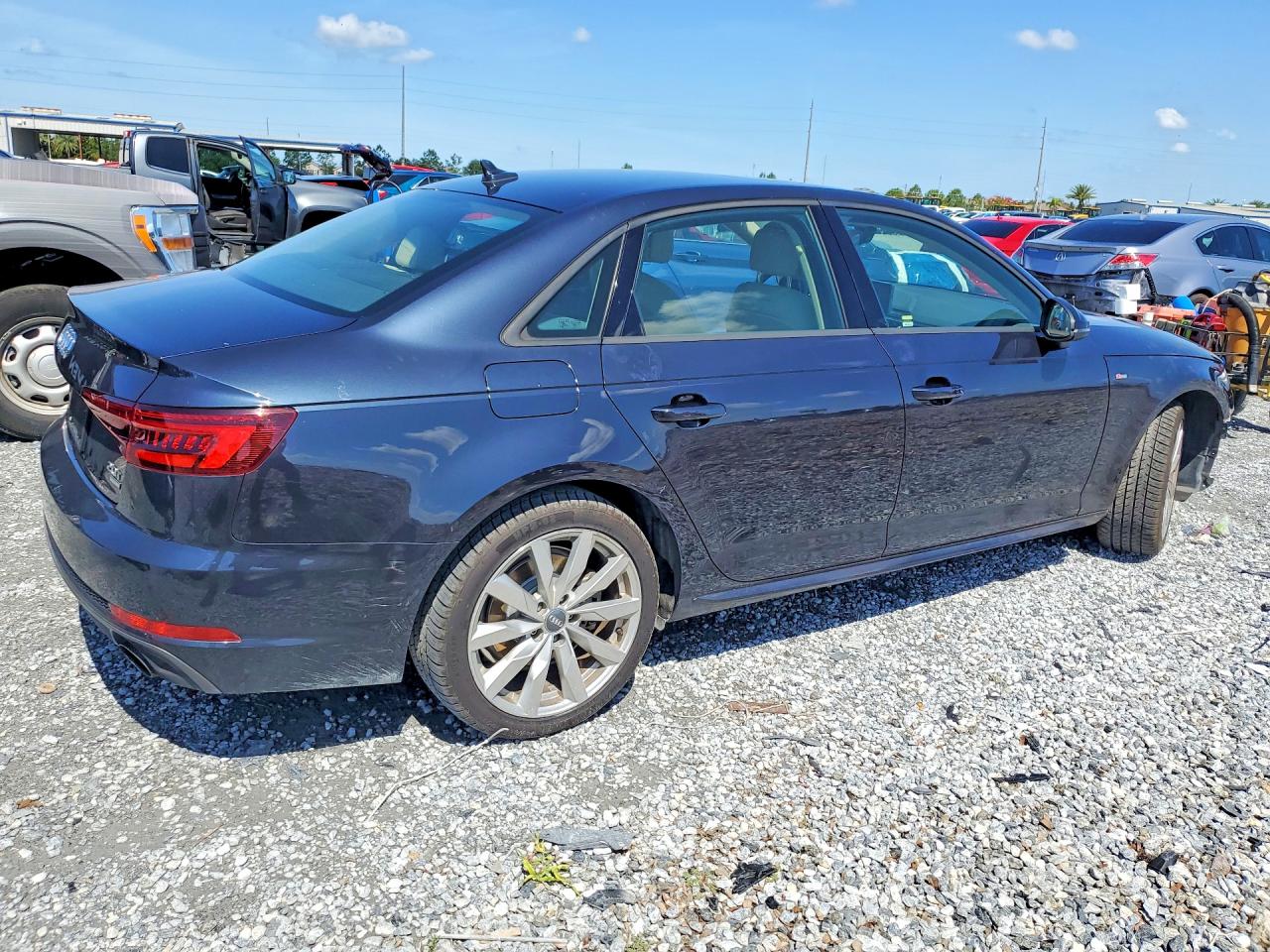 WAUKMAF49JN001825 · 2018 AUDI A4 · 3/13