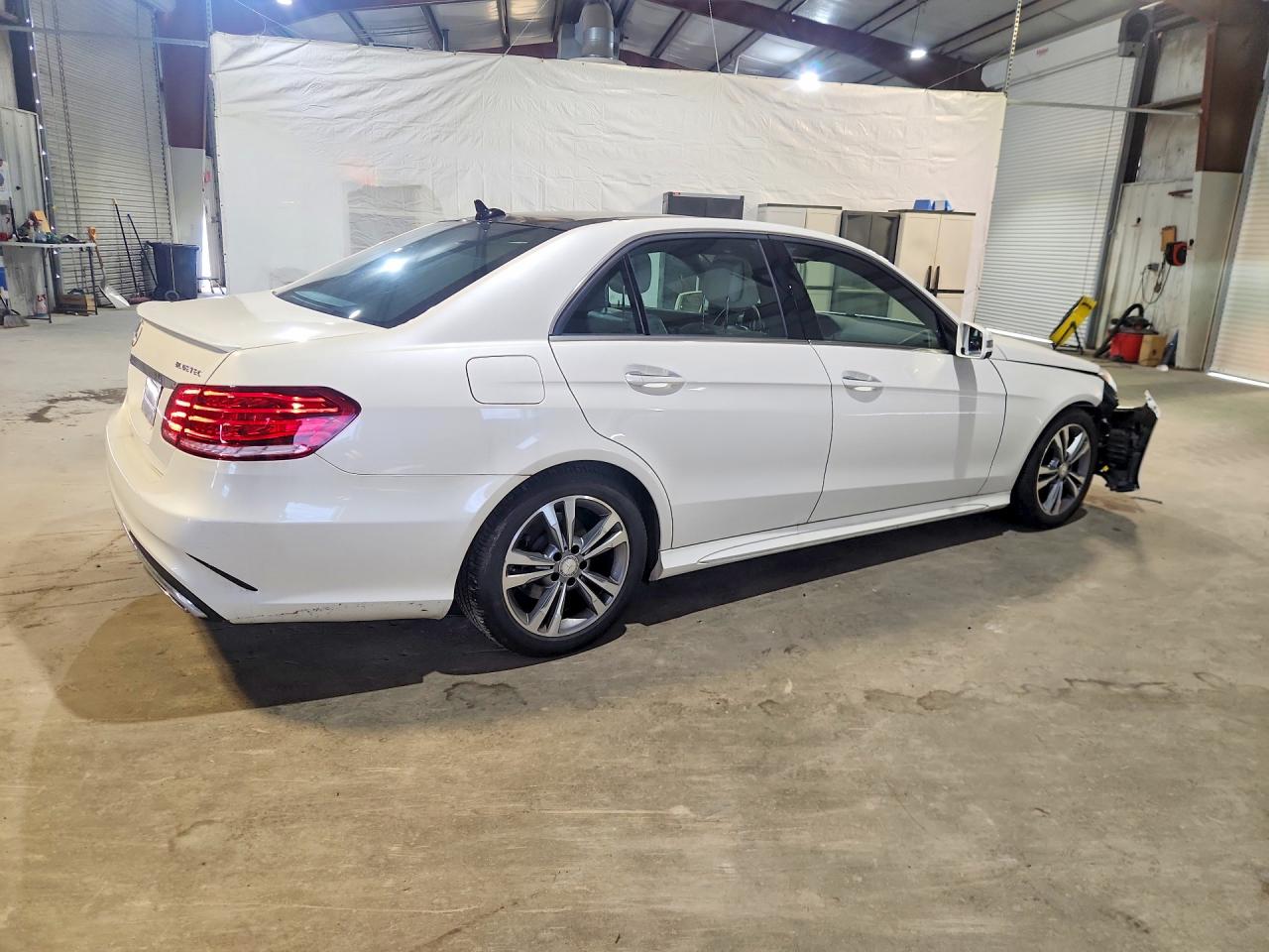 WDDHF9HB2FB143479 · 2015 MERCEDES-BENZ E · 3/12