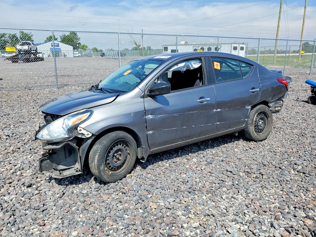 3N1CN7AP9GL872437 · 2016 NISSAN VERSA