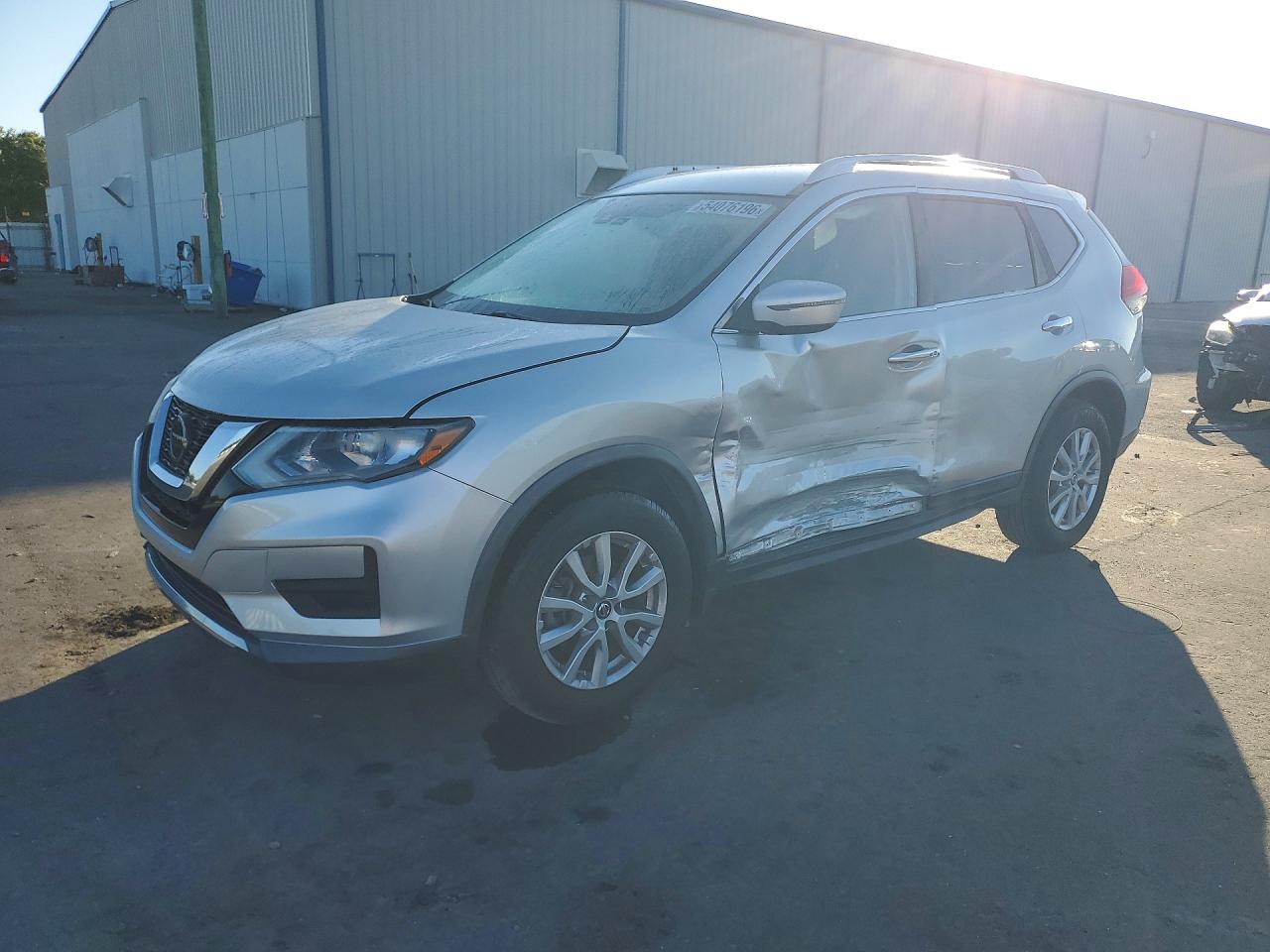 KNMAT2MV3LP517673 · 2020 NISSAN ROGUE