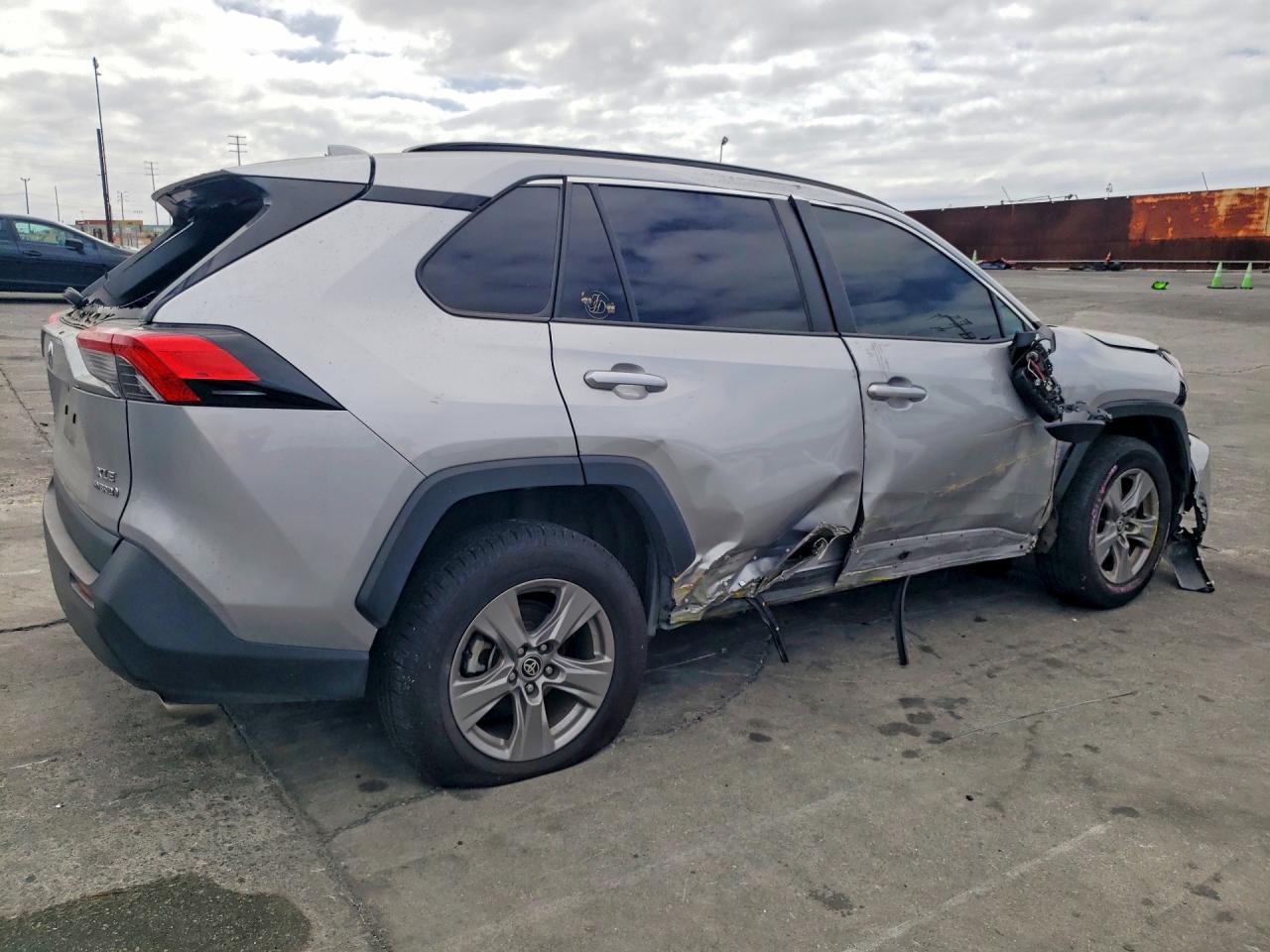 2T3RWRFVXRW222633 · 2024 TOYOTA RAV4 HYBRID · 3/12
