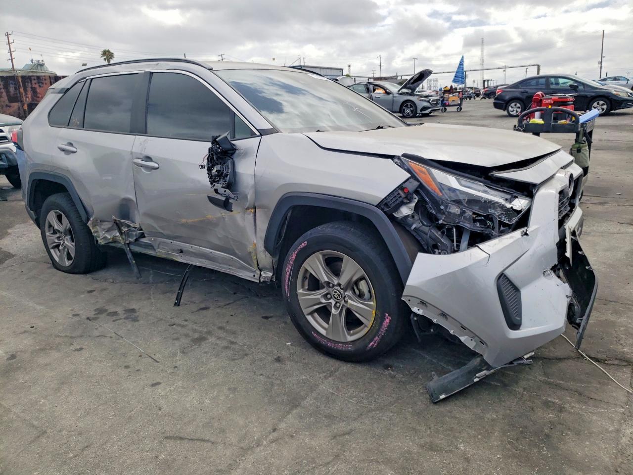 2T3RWRFVXRW222633 · 2024 TOYOTA RAV4 HYBRID · 4/12
