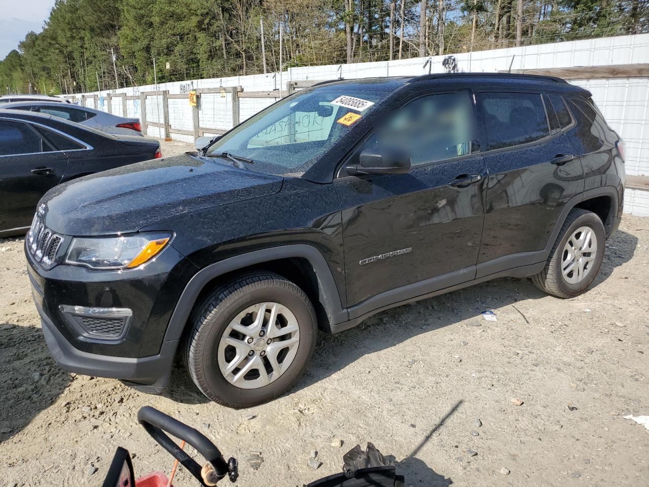 3C4NJCAB3JT425298 · 2018 JEEP COMPASS