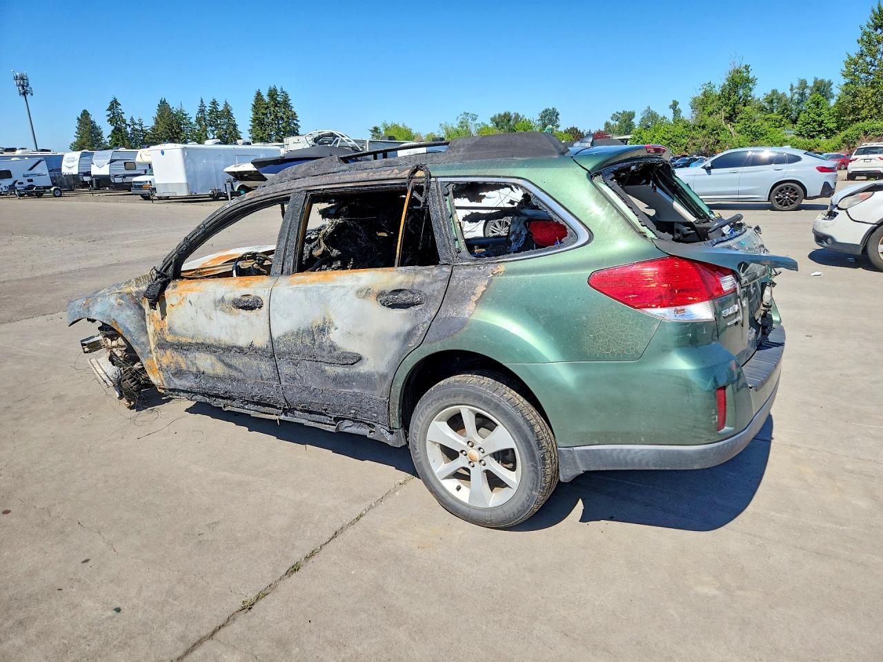 4S4BRBCC7E3295633 · 2014 SUBARU OUTBACK · 2/11