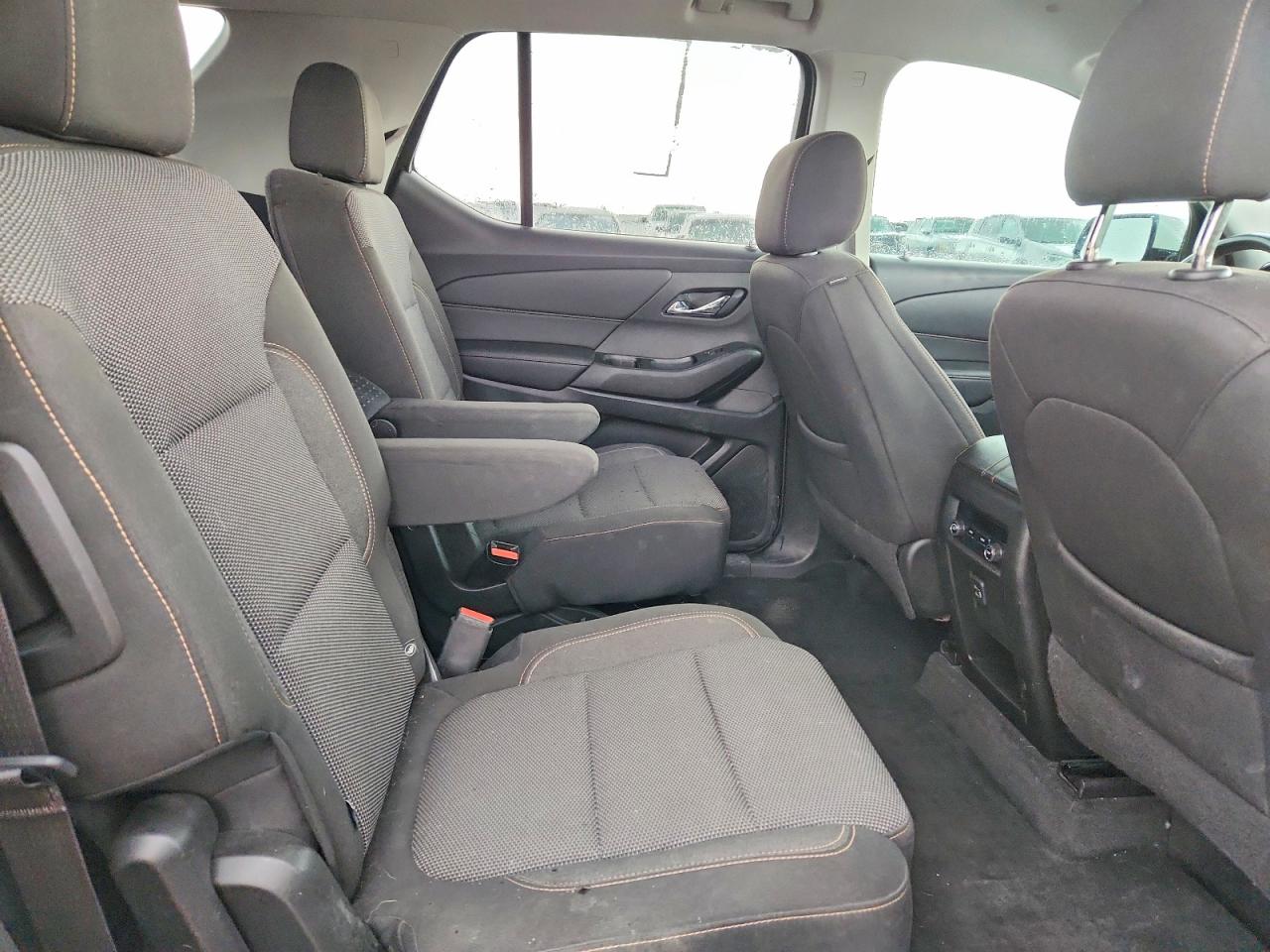 1GNEVGKW6LJ312413 · 2020 CHEVROLET TRAVERSE · 10/12