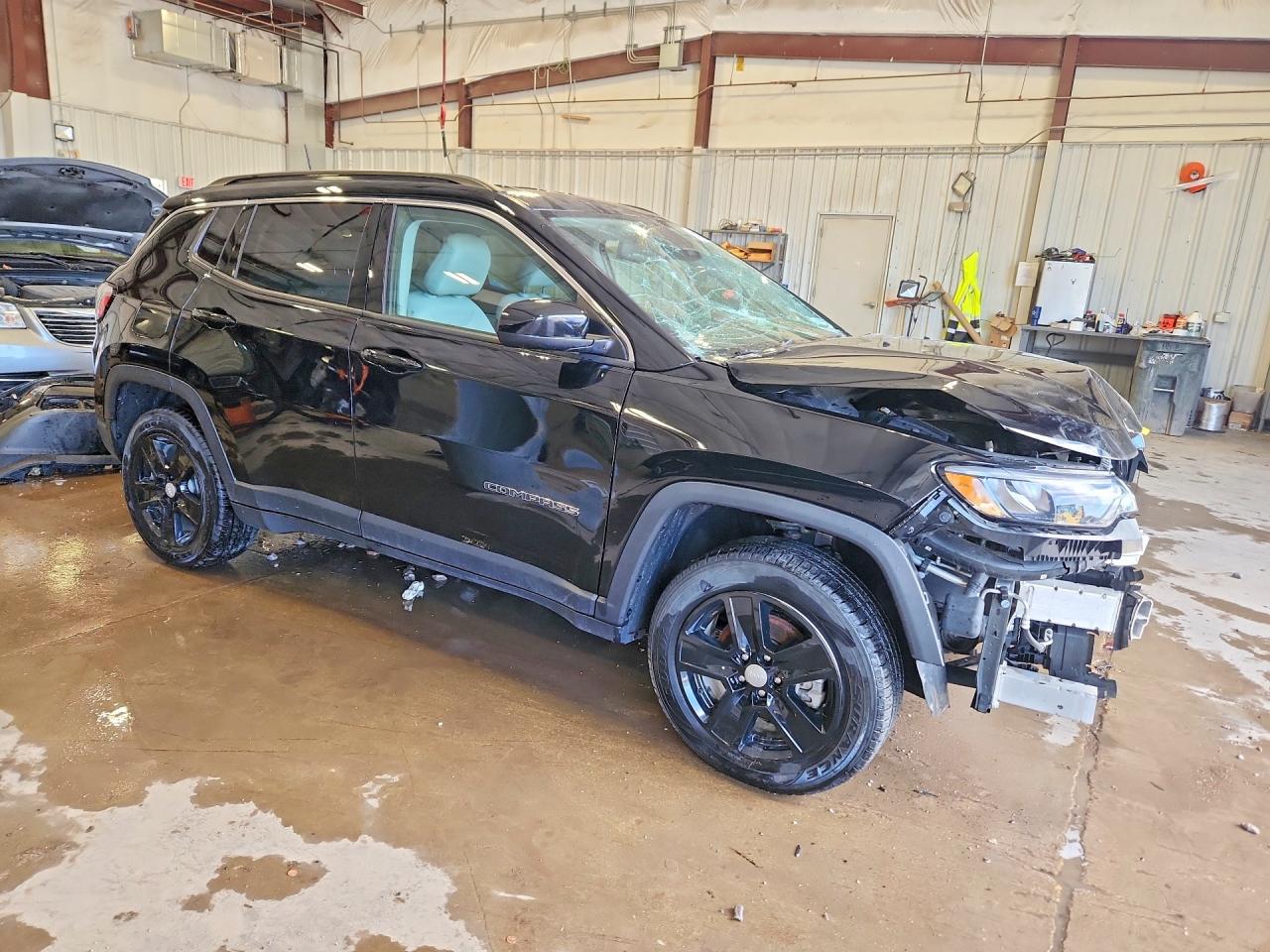 3C4NJDBB4NT121021 · 2022 JEEP COMPASS · 4/13