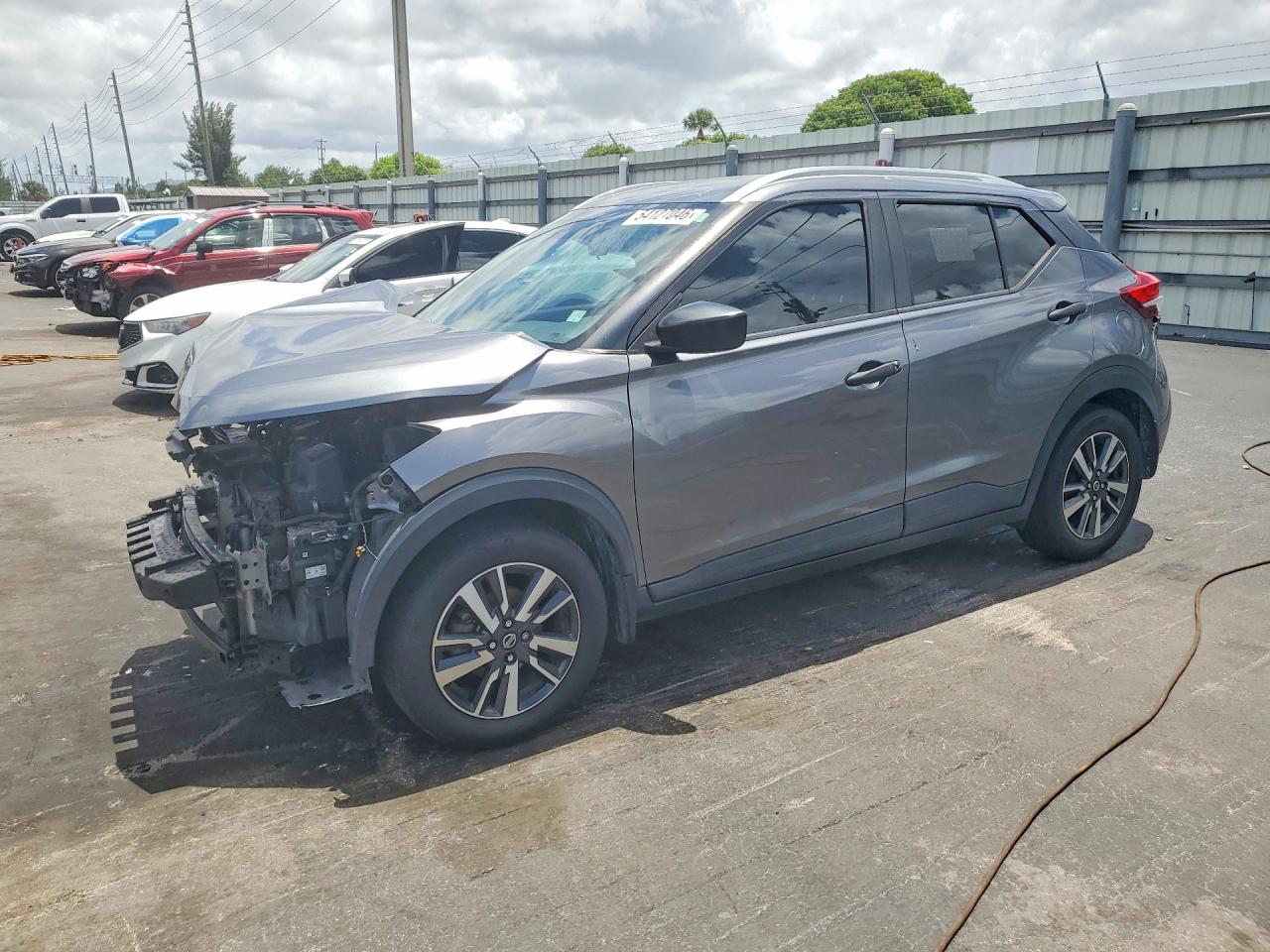 3N1CP5CU9KL537804 · 2019 NISSAN KICKS