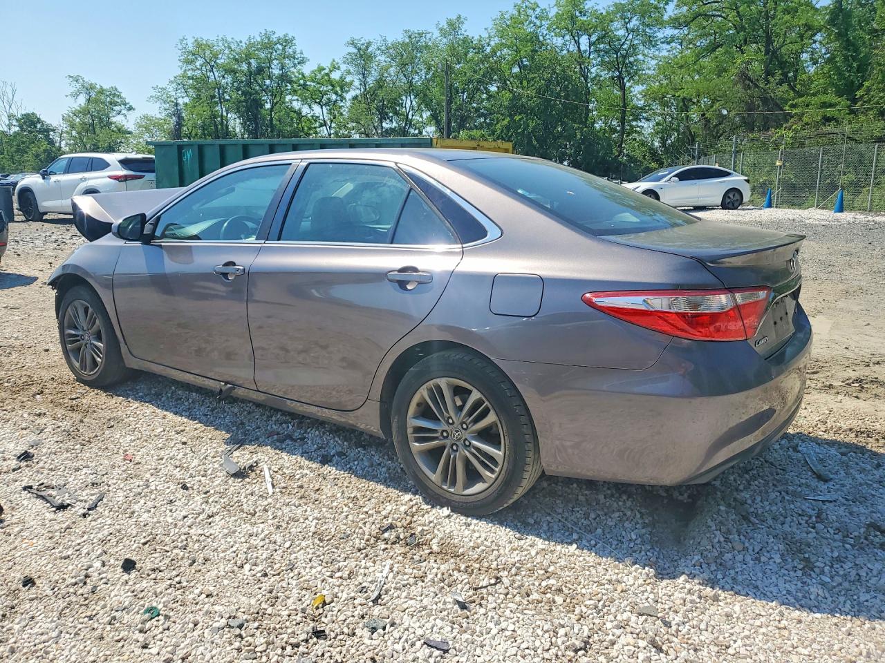 4T1BF1FK5GU615339 · 2016 TOYOTA CAMRY · 2/12