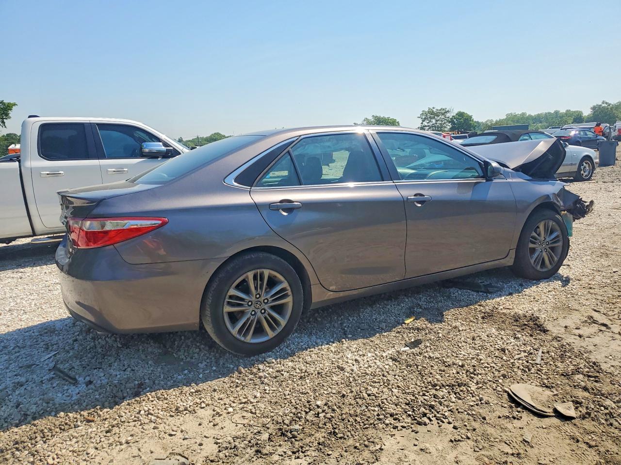 4T1BF1FK5GU615339 · 2016 TOYOTA CAMRY · 3/12