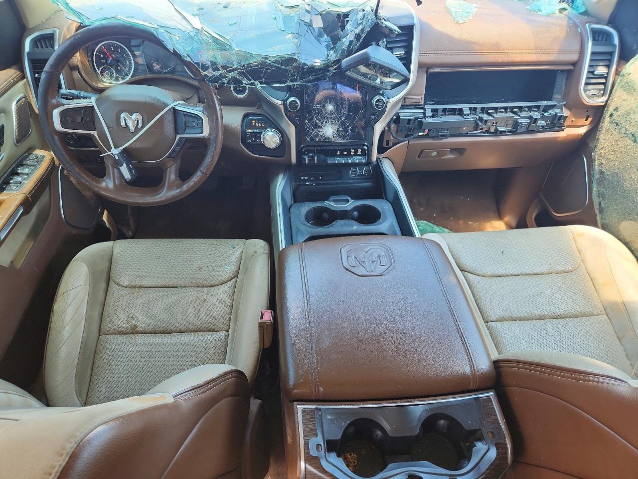 1C6SRFJT8KN920899 · 2019 RAM 1500 · 8/12