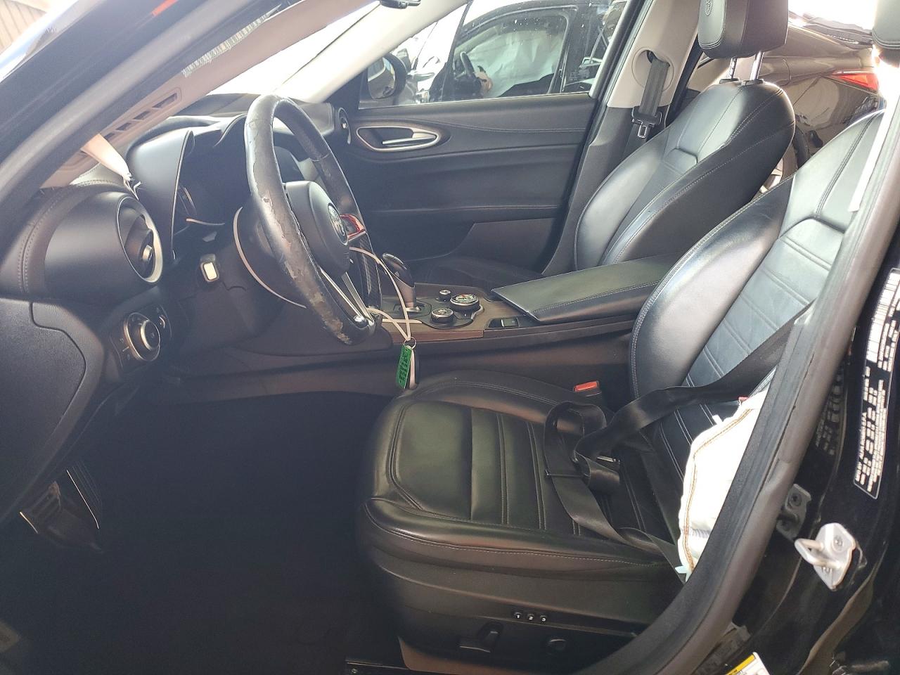 ZARFAECN5J7564608 · 2018 ALFA ROMEO GIULIA · 7/13