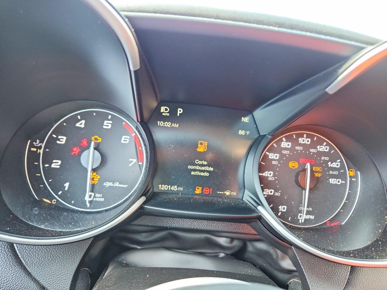 ZARFAECN5J7564608 · 2018 ALFA ROMEO GIULIA · 9/13