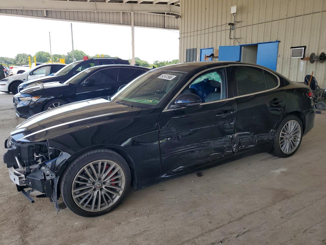 ZARFAECN5J7564608 · 2018 ALFA ROMEO GIULIA