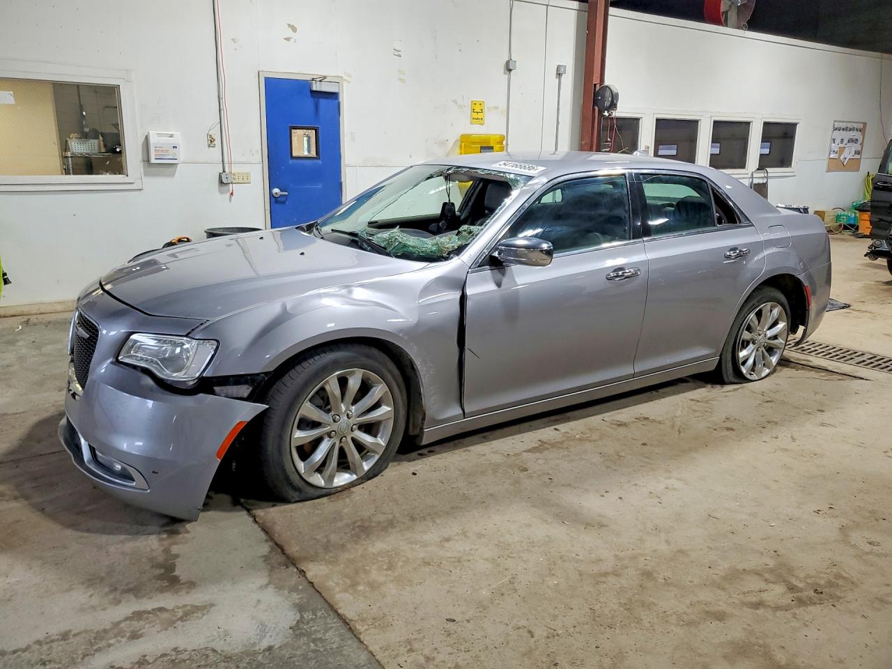 2C3CCAKG2JH127449 · 2018 CHRYSLER 300