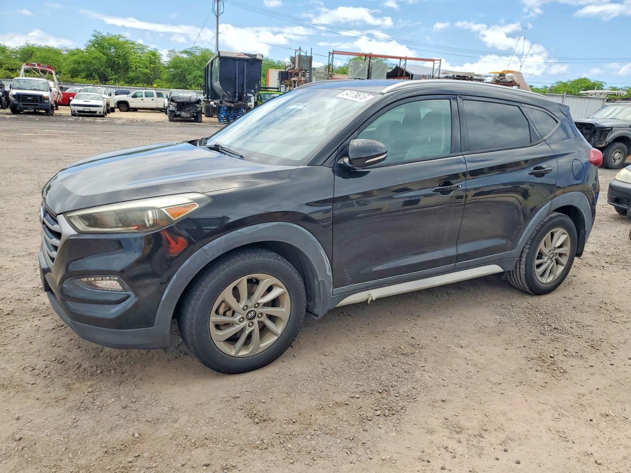 KM8J33A41HU418565 · 2017 HYUNDAI TUCSON