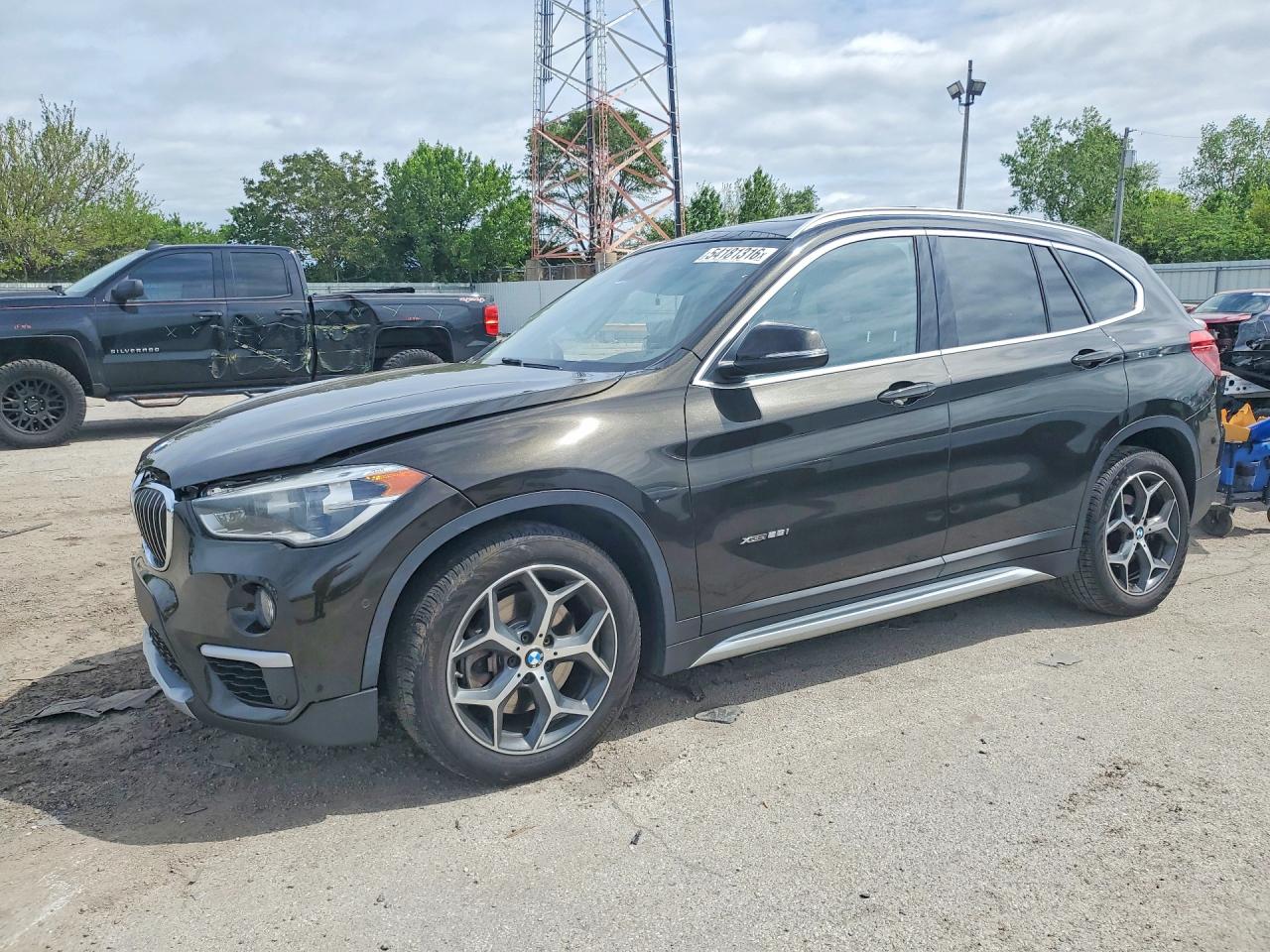 WBXHT3C31H5F77643 · 2017 BMW X1