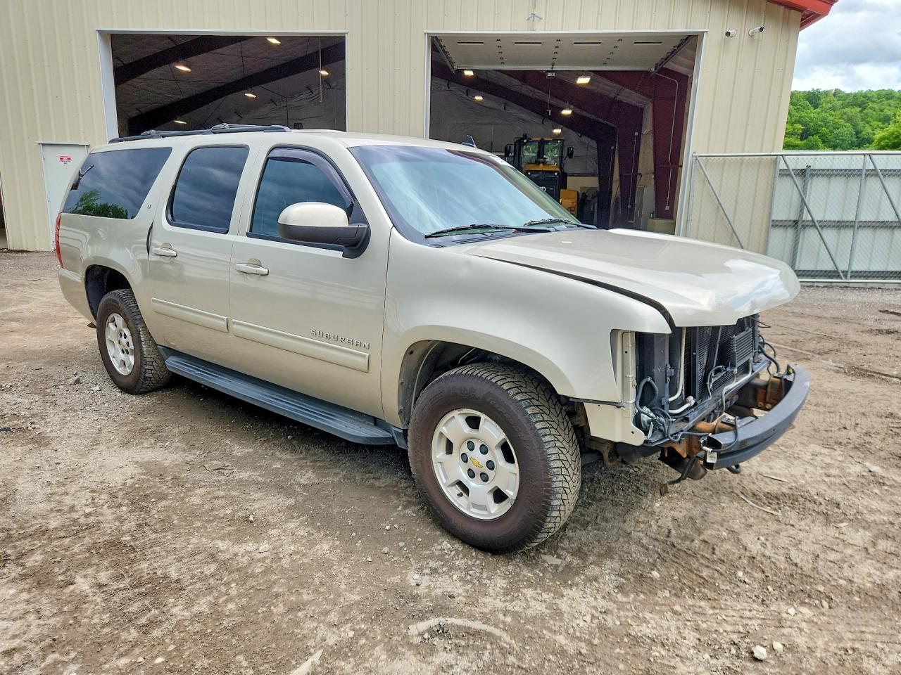 1GNSKJE77DR345212 · 2013 CHEVROLET SUBURBAN · 4/14