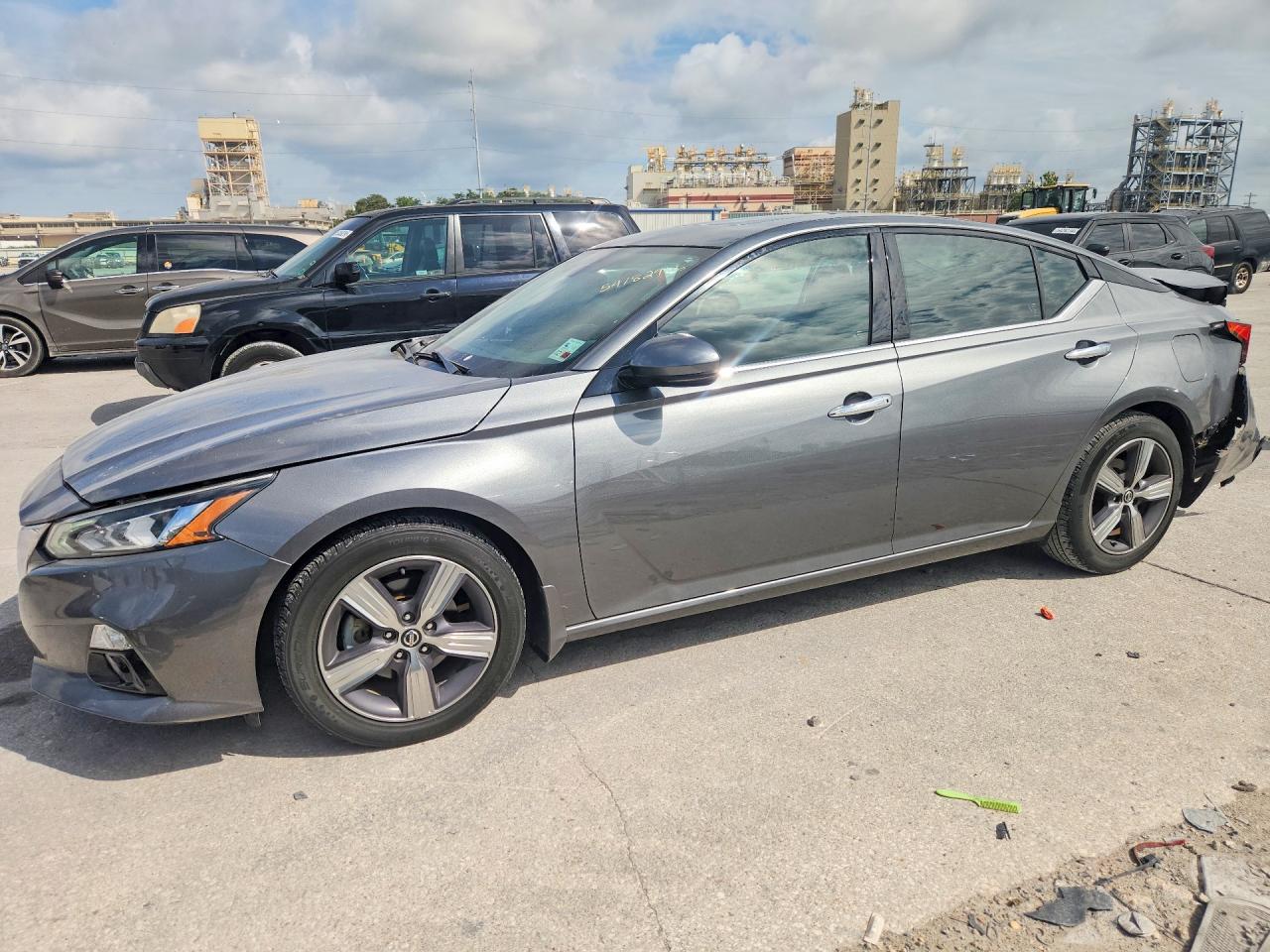 1N4BL4EV0KC249787 · 2019 NISSAN ALTIMA
